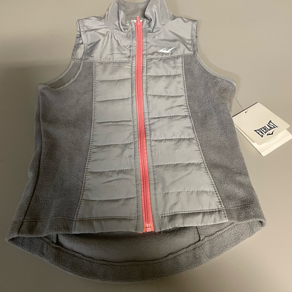Girl's Gray Vest Size 7/8 By Everlast